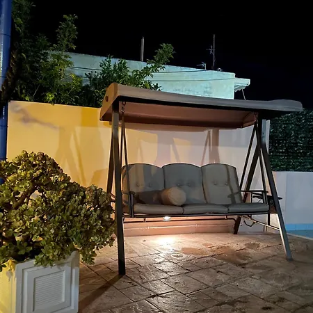 Kourkoumelata Hotell