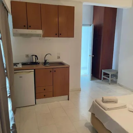 Kourkoumelata Hotell
