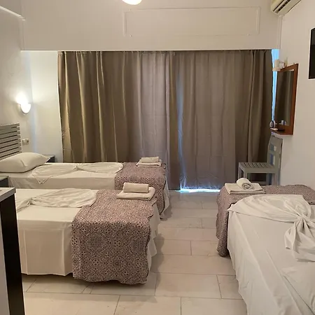 Hotell Kourkoumelata Argostoli (Kefalonia)