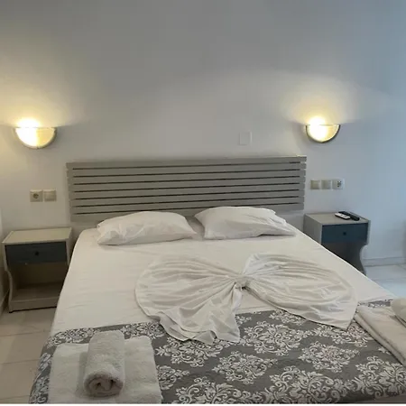 Kourkoumelata Hotell 2*