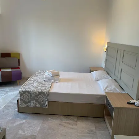 Kourkoumelata Hotel
