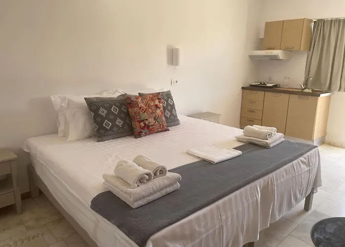 Kourkoumelata Hotel 2*