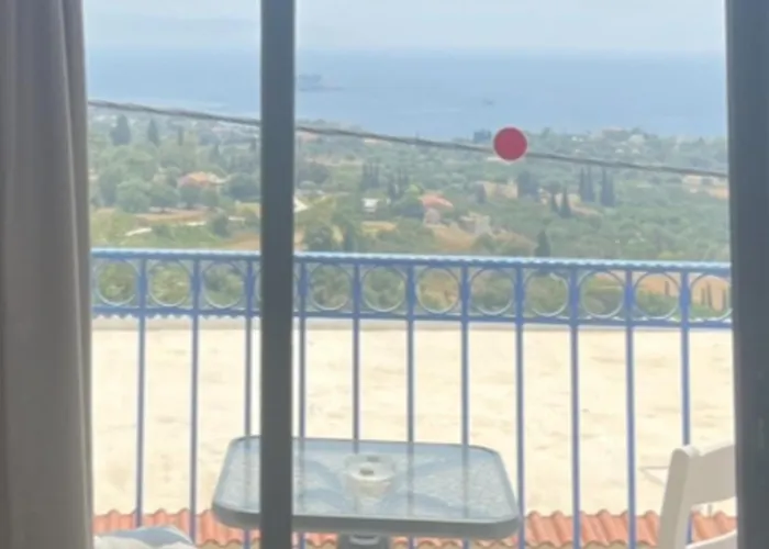 Szálloda Kourkoumelata 2*