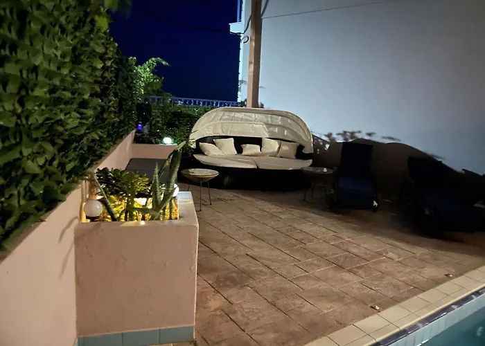 Szálloda Kourkoumelata 2*