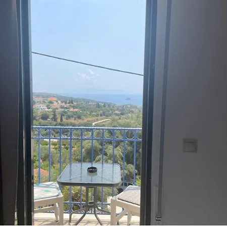 Kourkoumelata 2* Argostoli (Kefalonia)