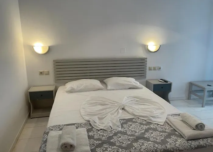 Kourkoumelata Hotel 2*